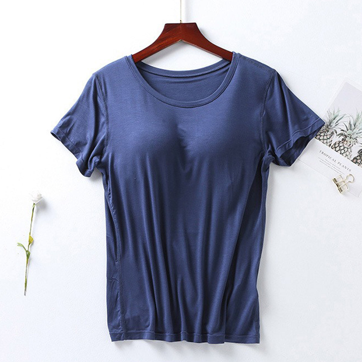 Plus Size Round Neck Short Sleeve T-Shirt with Bra