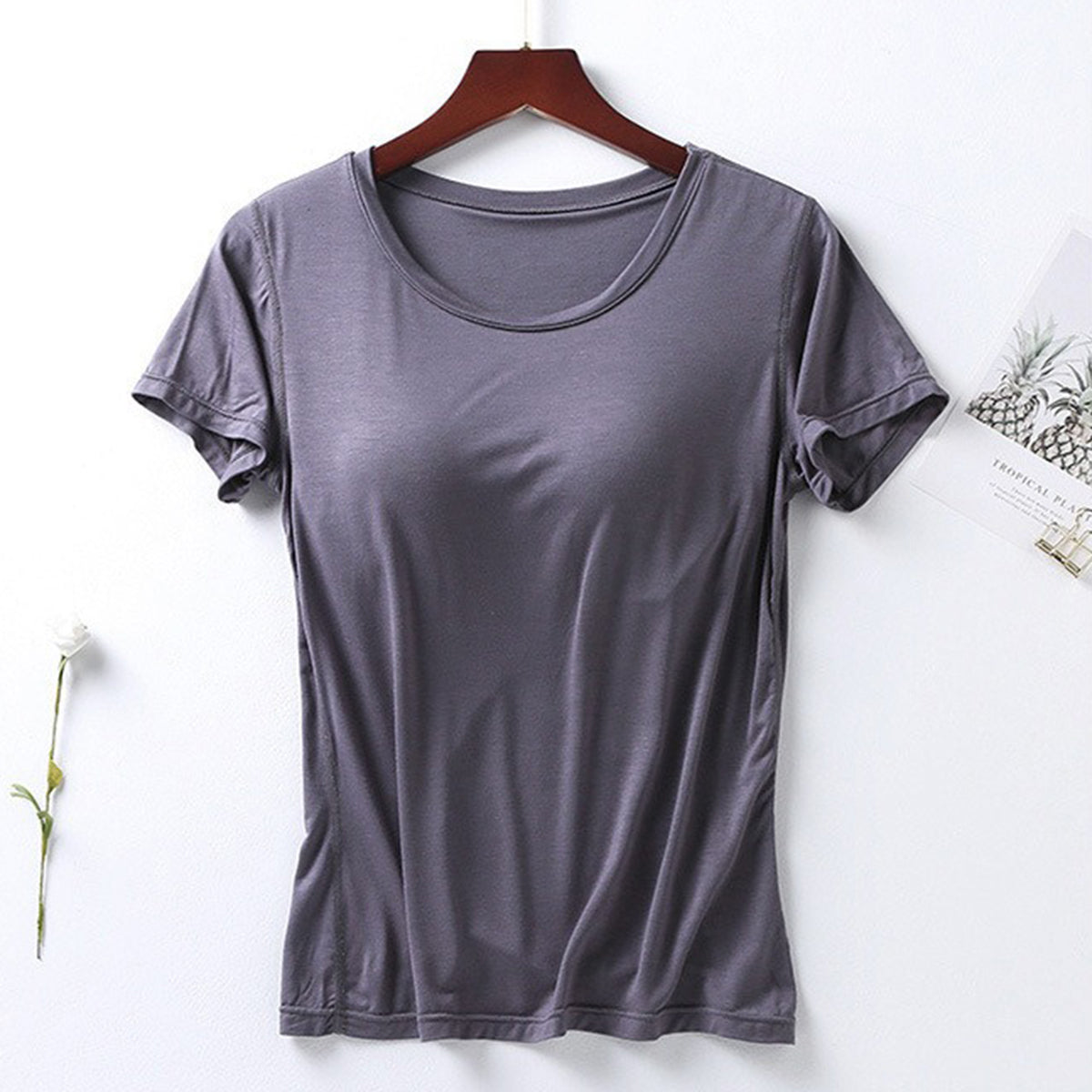 Plus Size Round Neck Short Sleeve T-Shirt with Bra